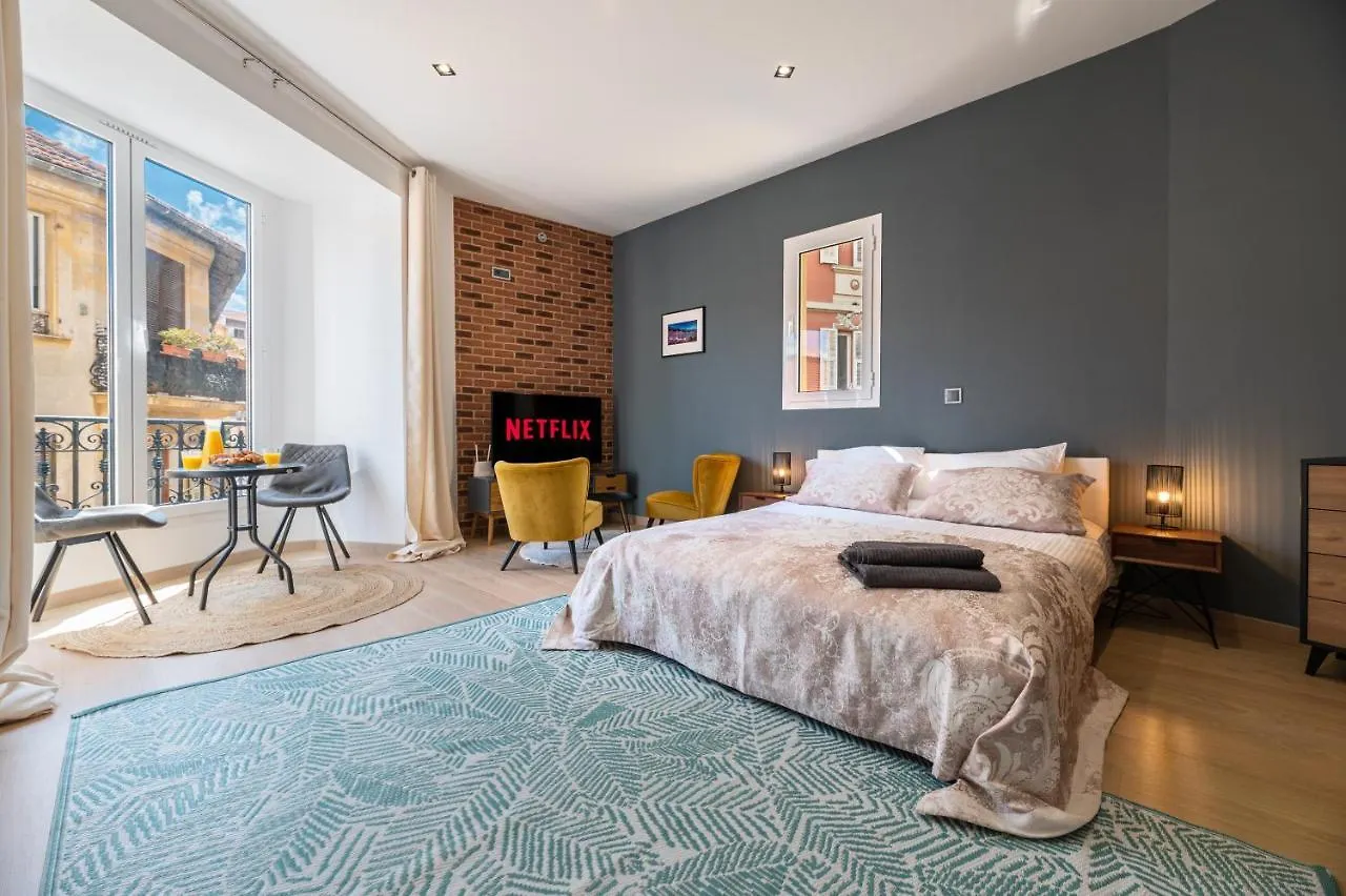 Spacieux Studio Haut Plafond Proche Monaco Beausoleil Appartement